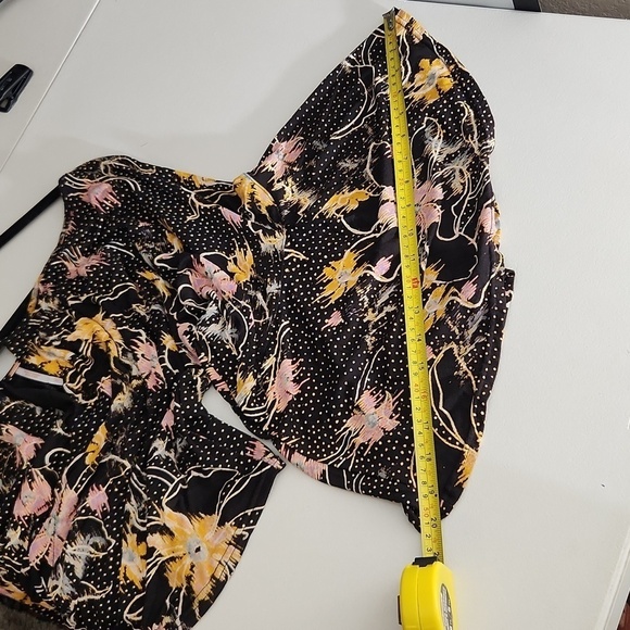 Free People Blouse Floral Boho Large Black Pink - Picture 15 of 16